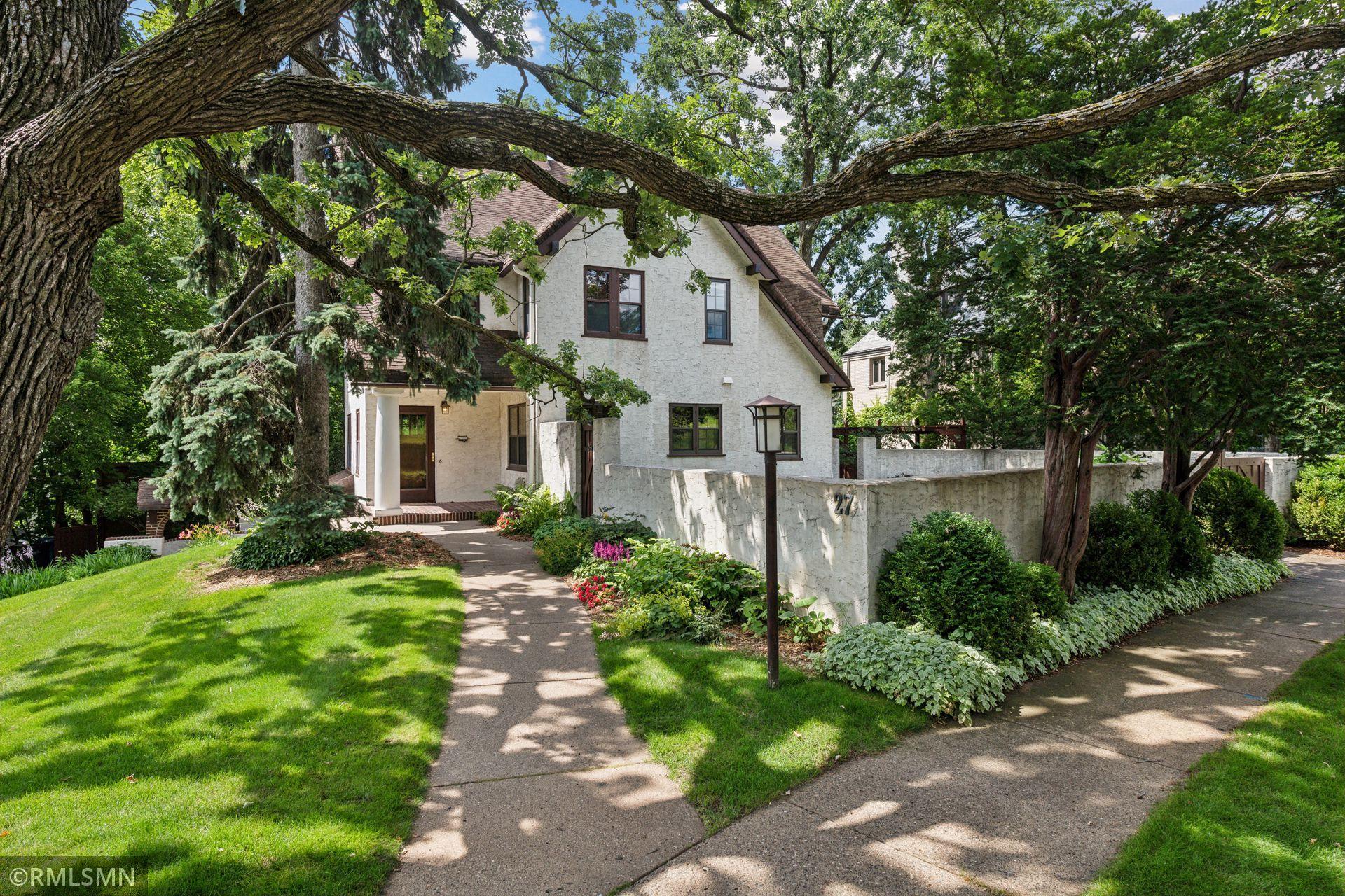 7118182