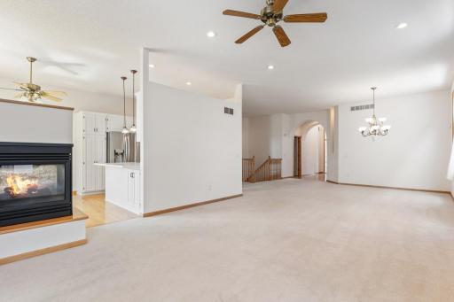 10471 Spyglass Drive, Eden Prairie, MN 55347