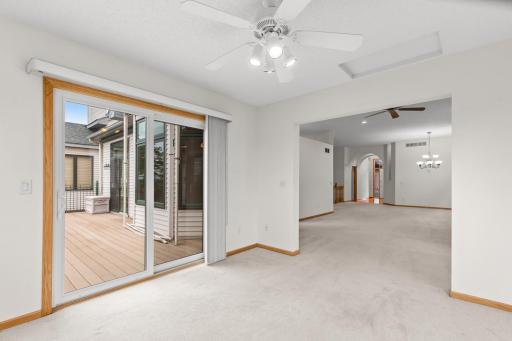 10471 Spyglass Drive, Eden Prairie, MN 55347