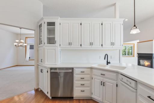 10471 Spyglass Drive, Eden Prairie, MN 55347