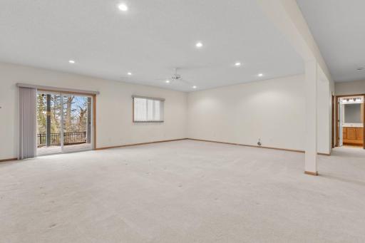 10471 Spyglass Drive, Eden Prairie, MN 55347
