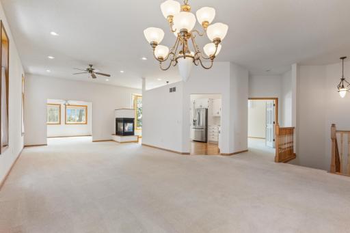 10471 Spyglass Drive, Eden Prairie, MN 55347