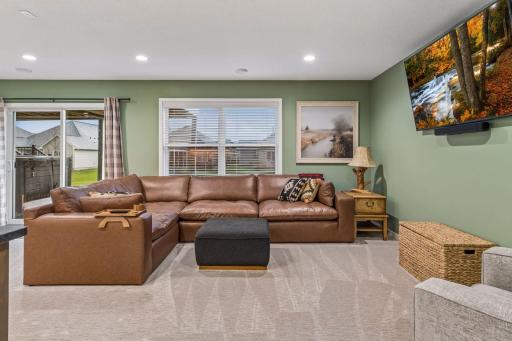 1874 Spring Creek Drive, Carver, MN 55315