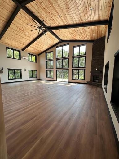 1367 County Rd A, New Richmond, WI 54017