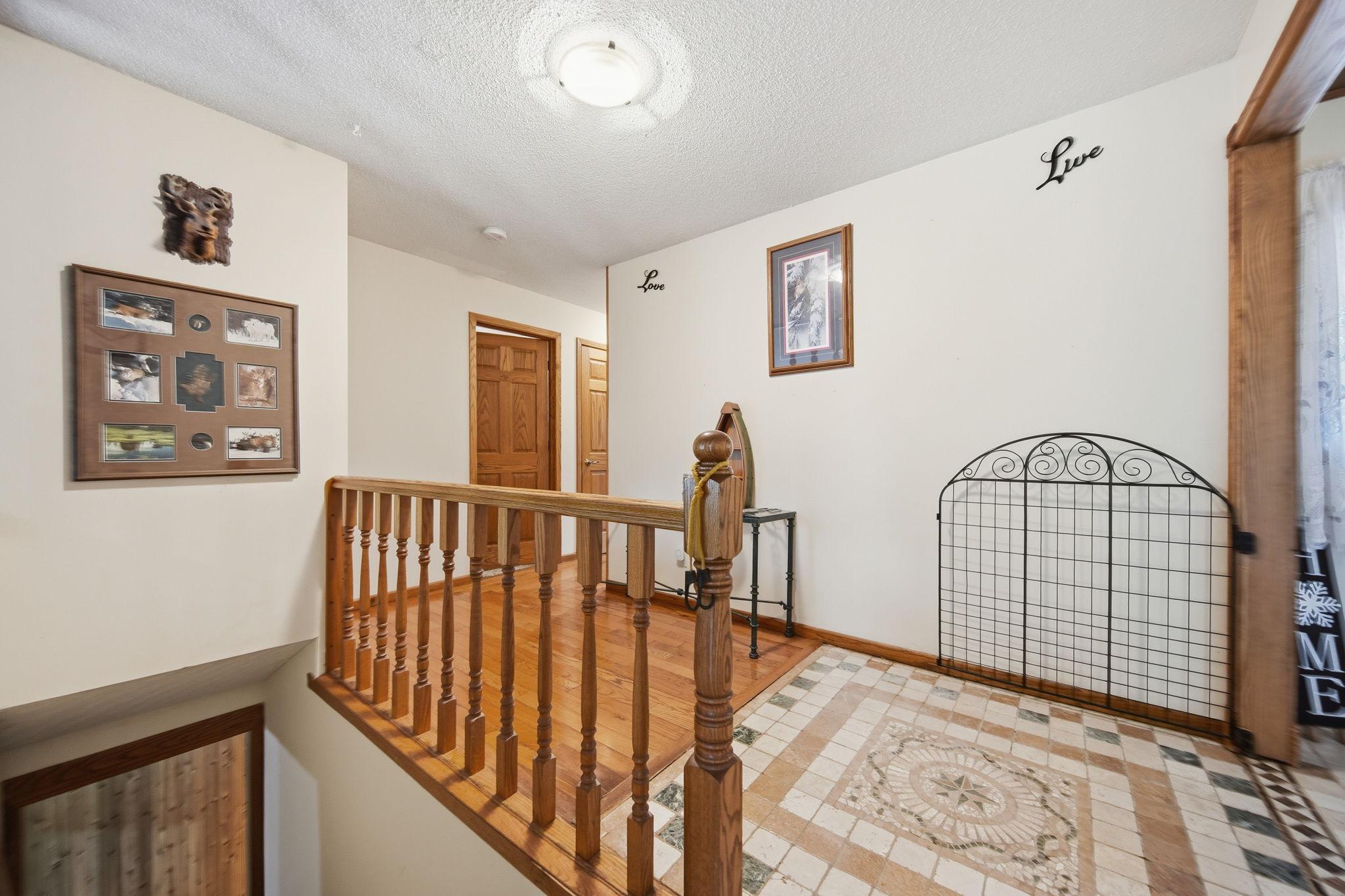 Foyer 2.jpg