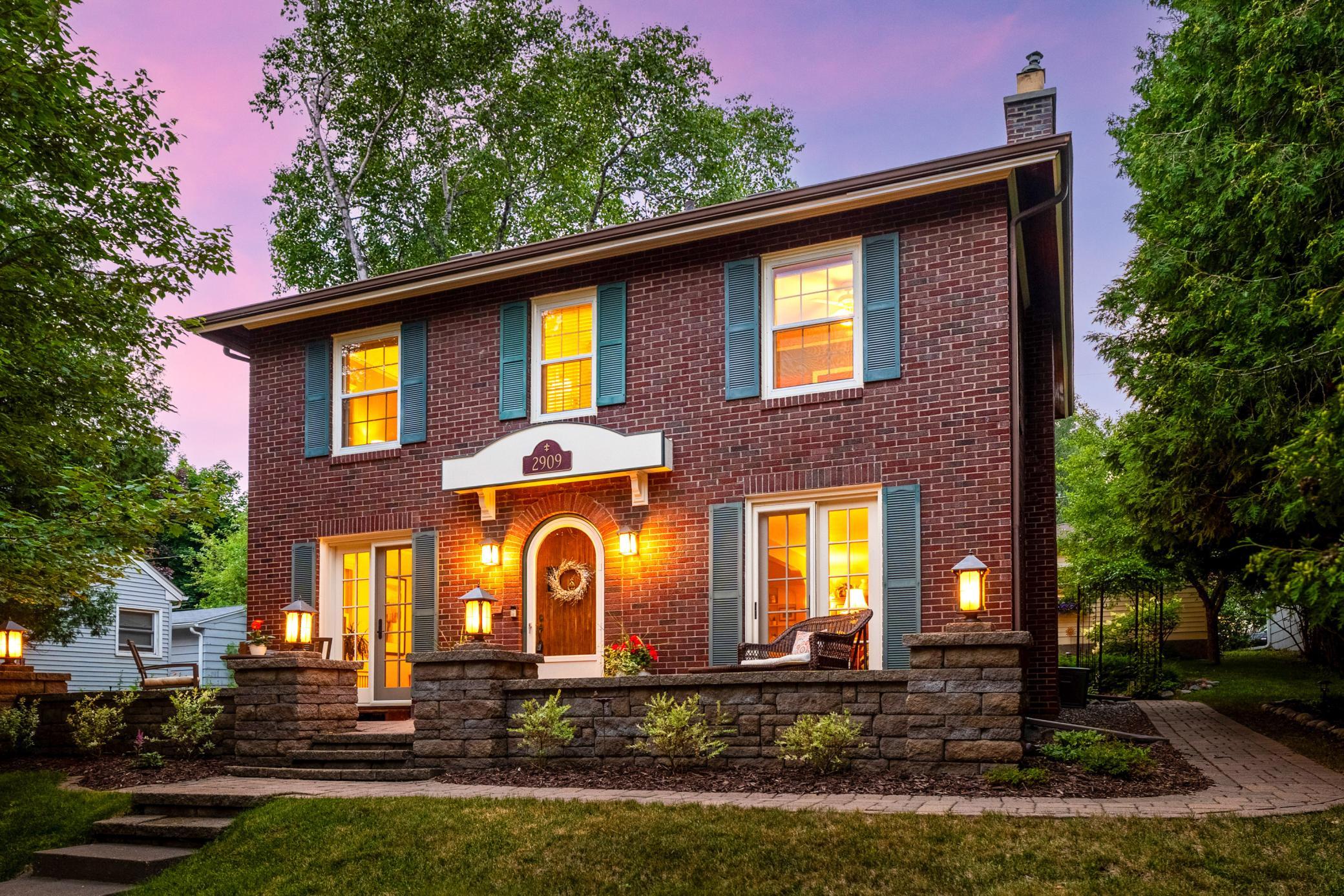 Property photo for 2909 Greysolon Road, Duluth, MN 55812