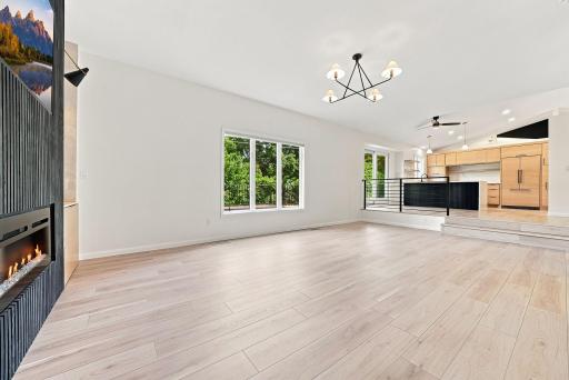10-web-or-mls-23000 Heather-7.jpg