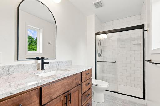 50-web-or-mls-23000 Heather-25.jpg