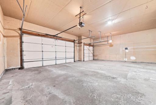 80-web-or-mls-23000 Heather-63.jpg