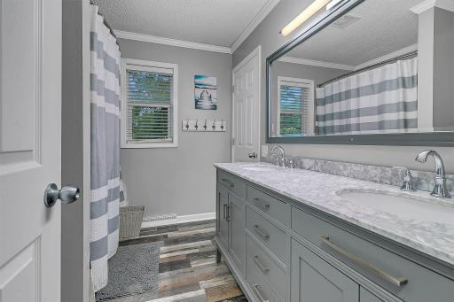 15 14th Avenue S, Cold Spring, MN 56320