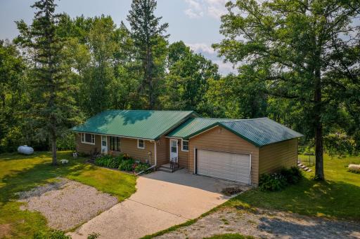 1723 Scenic Highway NE, Pennington, MN 56663