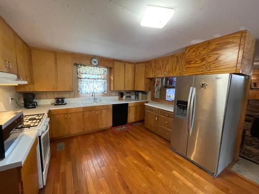 1723 Scenic Highway NE, Pennington, MN 56663