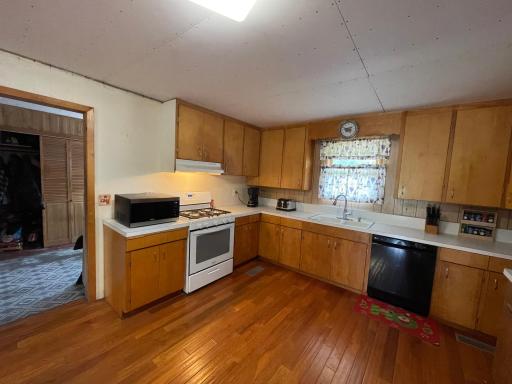 1723 Scenic Highway NE, Pennington, MN 56663