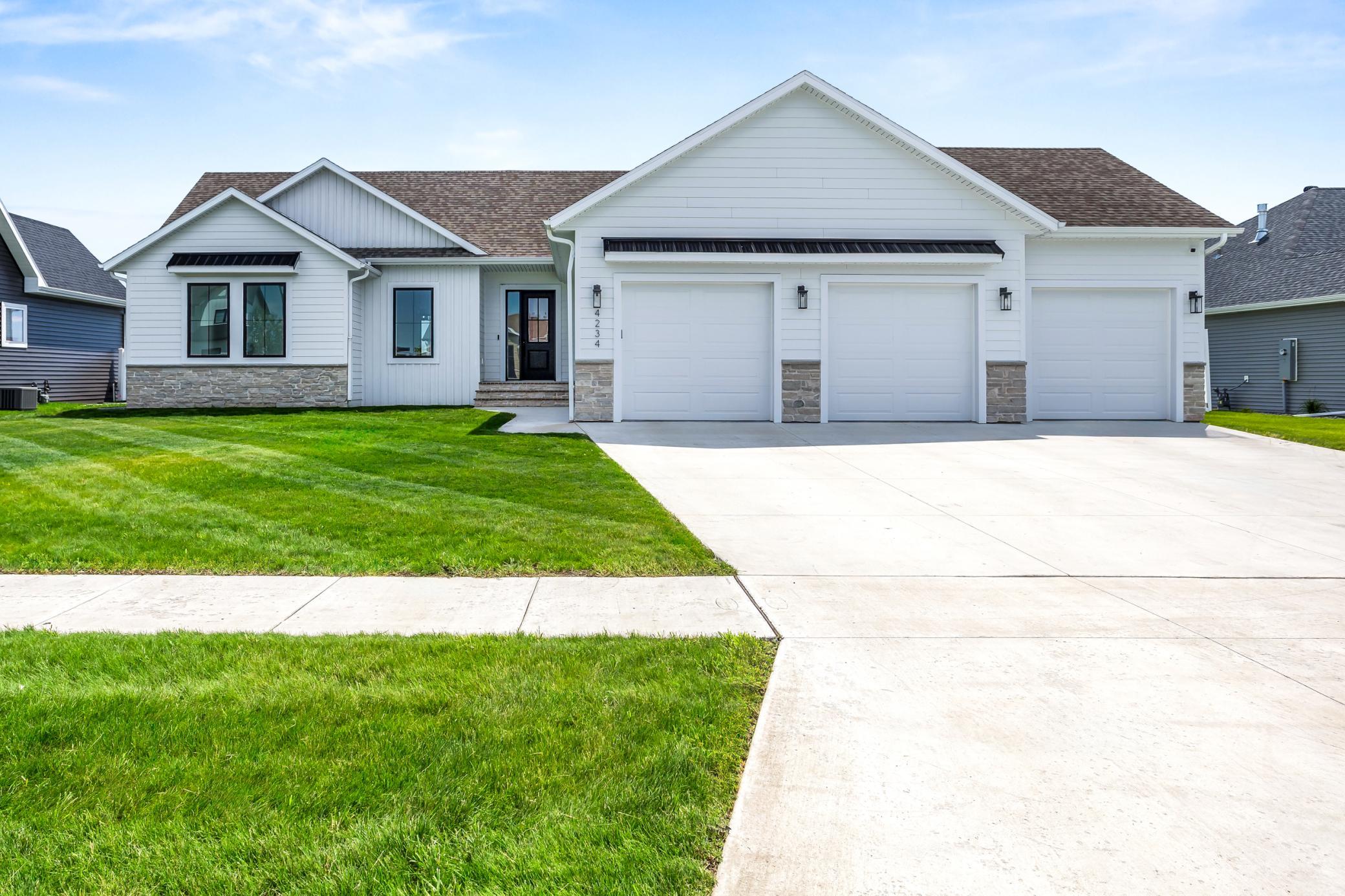 Property photo for 4234 Bristlecone Loop S, Fargo, ND 58104