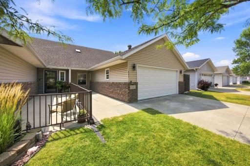 843 12 1/2 Avenue W, West Fargo, ND 58078