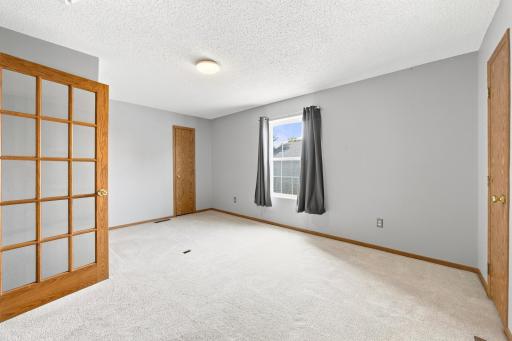 843 12 1/2 Avenue W, West Fargo, ND 58078