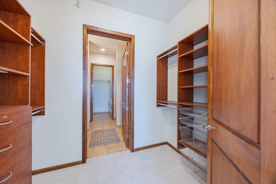 lots of closet space for you