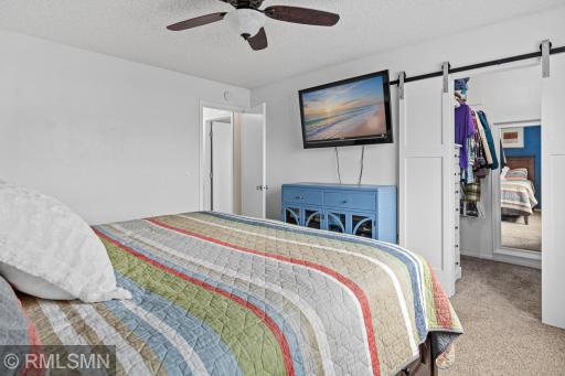 7161 Unity Avenue N, Brooklyn Center, MN 55429