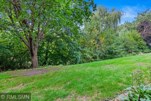 7161 Unity Avenue N, Brooklyn Center, MN 55429