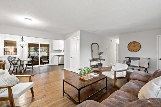 11-web-or-mls-2206 W 89th St Minneapolis MN_0014.jpg