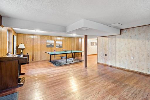 40-web-or-mls-2206 W 89th St Minneapolis MN_0043.jpg