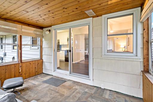 36-web-or-mls-2206 W 89th St Minneapolis MN_0039.jpg