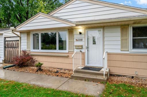 1-web-or-mls-2206 W 89th St Minneapolis MN_0004.jpg