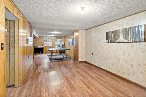 38-web-or-mls-2206 W 89th St Minneapolis MN_0041.jpg