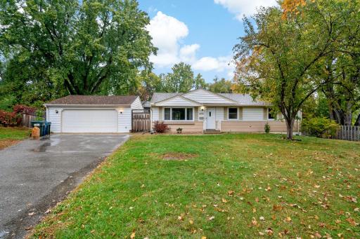 49-web-or-mls-2206 W 89th St Minneapolis MN_0002.jpg