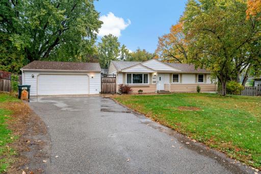48-web-or-mls-2206 W 89th St Minneapolis MN_0001.jpg