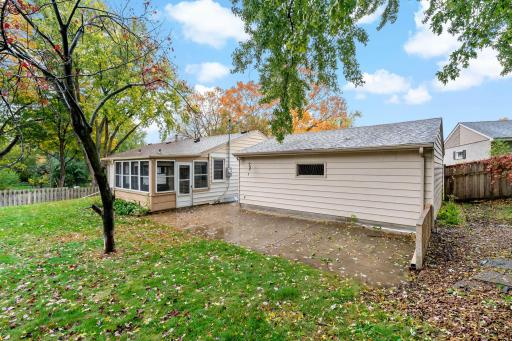 3-web-or-mls-2206 W 89th St Minneapolis MN_0006.jpg