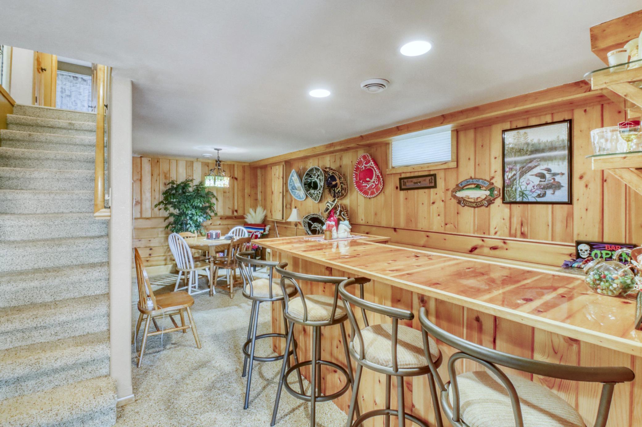 Basement Bar1_0.JPG