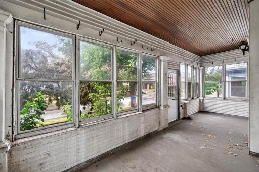 723 2nd Street NE, Minneapolis, MN 55413