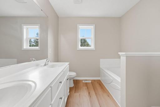 22-web-or-mls-DSC03544.jpg