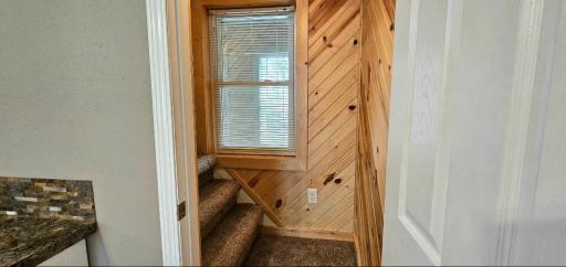 810 Columbia, Morris, MN 56267