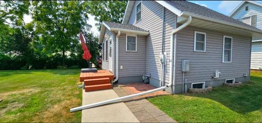 810 Columbia, Morris, MN 56267
