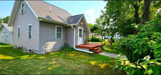 810 Columbia, Morris, MN 56267
