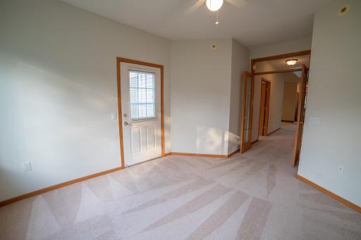 Den/Sun-room