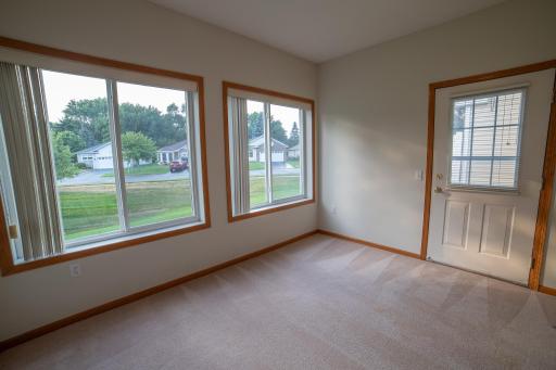 Den/Sun-room