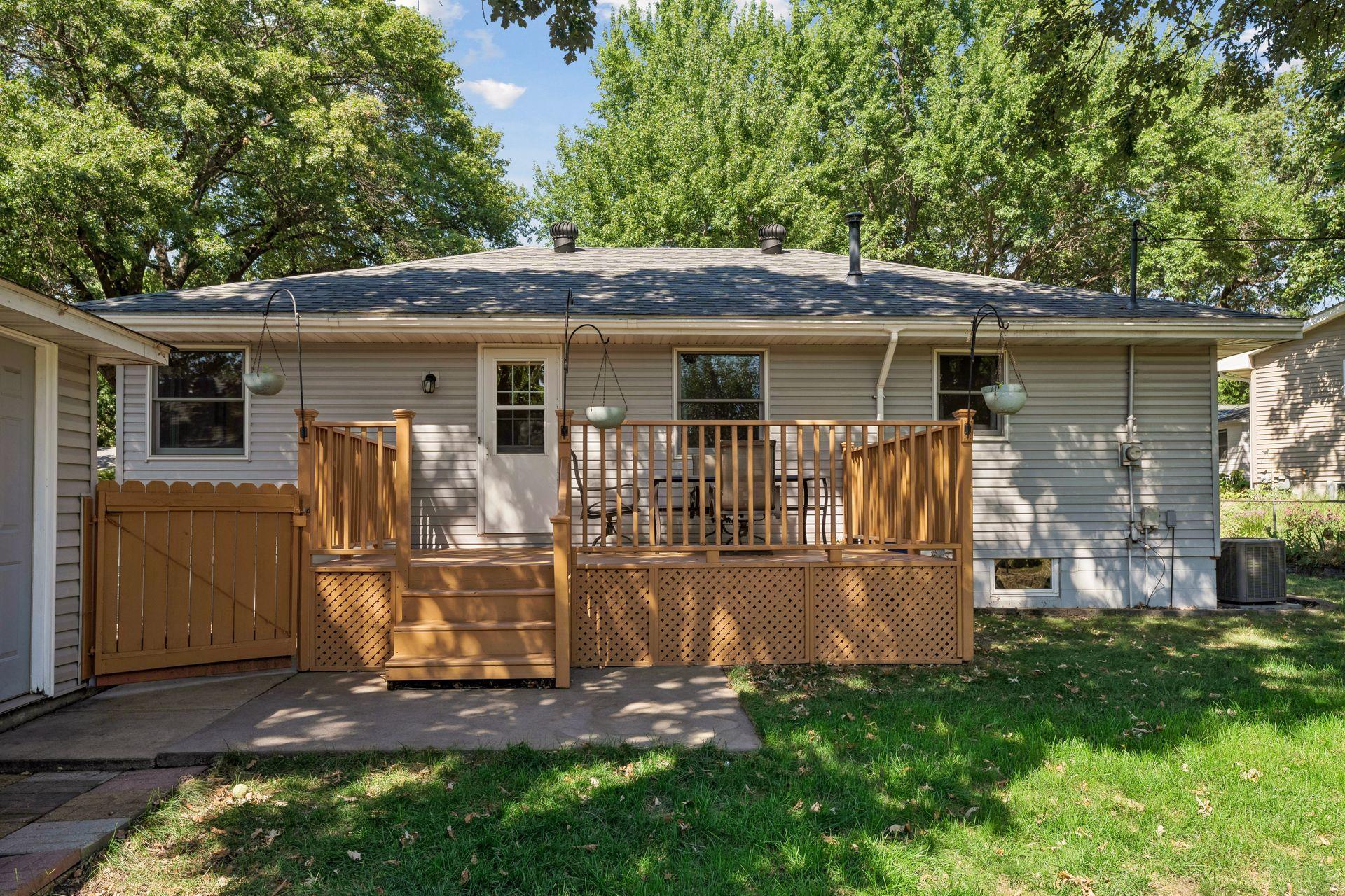 Spacious deck has been freshly painted