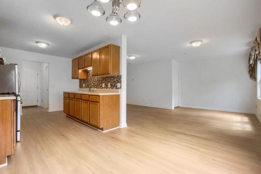4903 Hamlet Ave N - Web Quality - 019 - 16 Kitchen.jpg