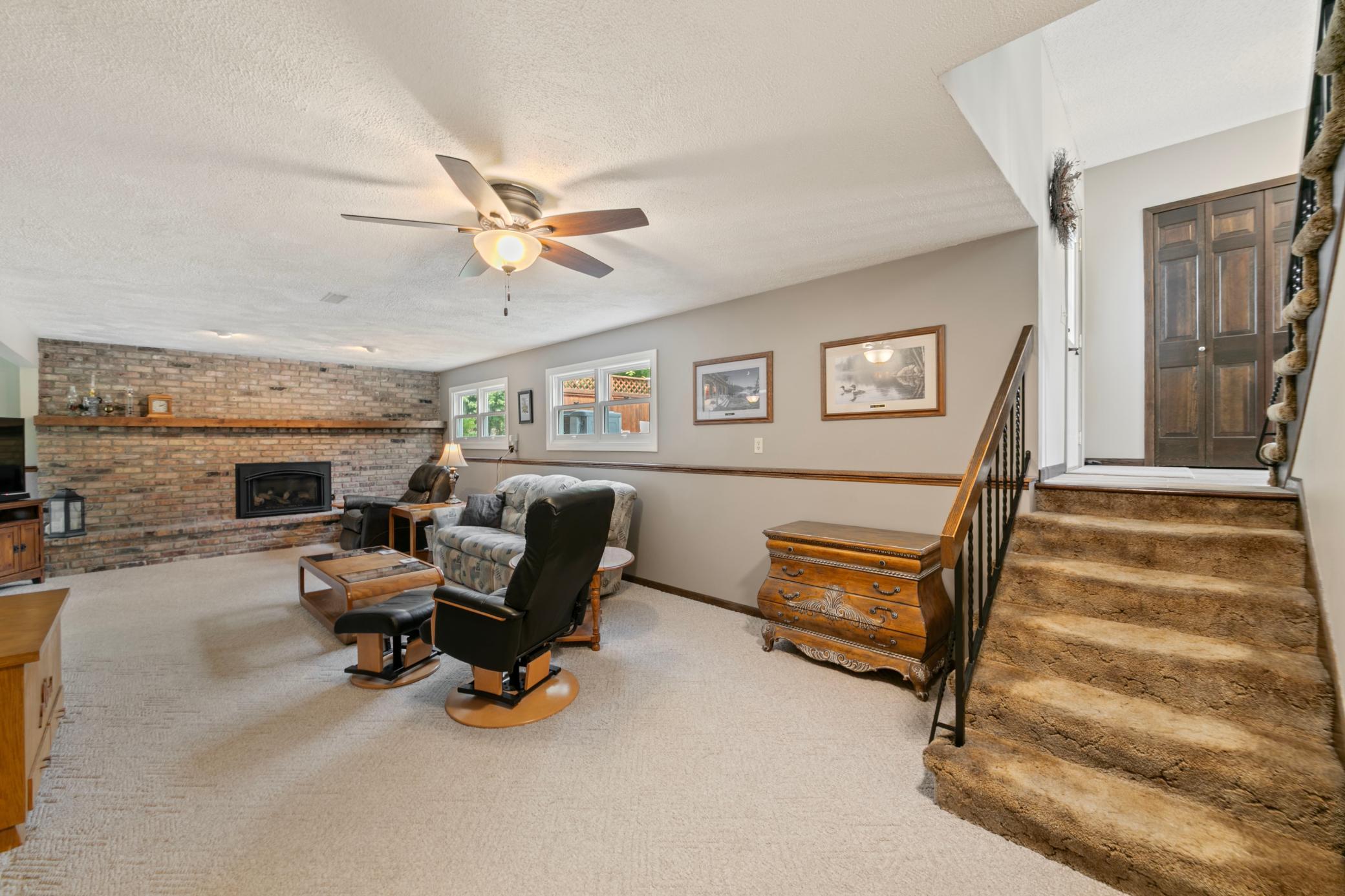LL family w/newer gas fireplace for those cold winter nights