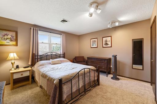 5330 Pine Cone Lane, Carver, MN 55315