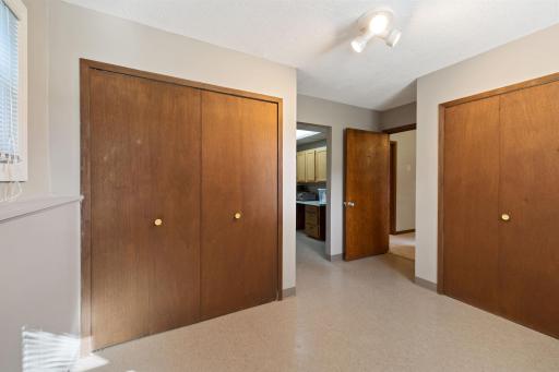 Large LL bedroom and generous closet space