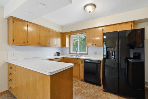 11018 Rich Valley Boulevard, Inver Grove Heights, MN 55077