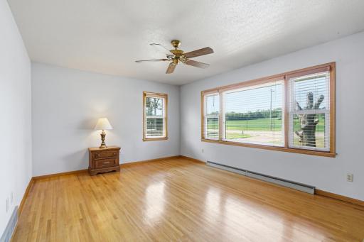 11018 Rich Valley Boulevard, Inver Grove Heights, MN 55077