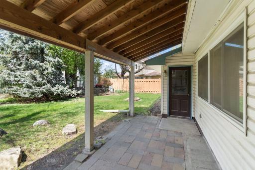 9908 Oxborough Road, Minneapolis, MN 55437