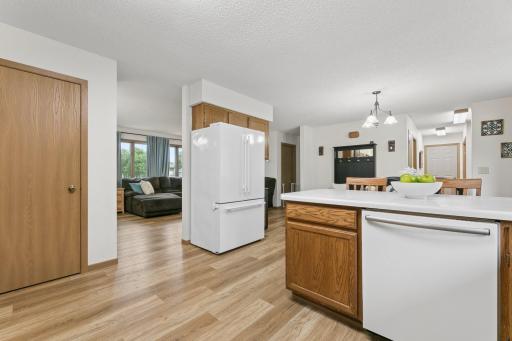 Bright and Airy Kitchen!