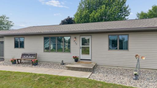 430 9th Street E, Hector, MN 55342
