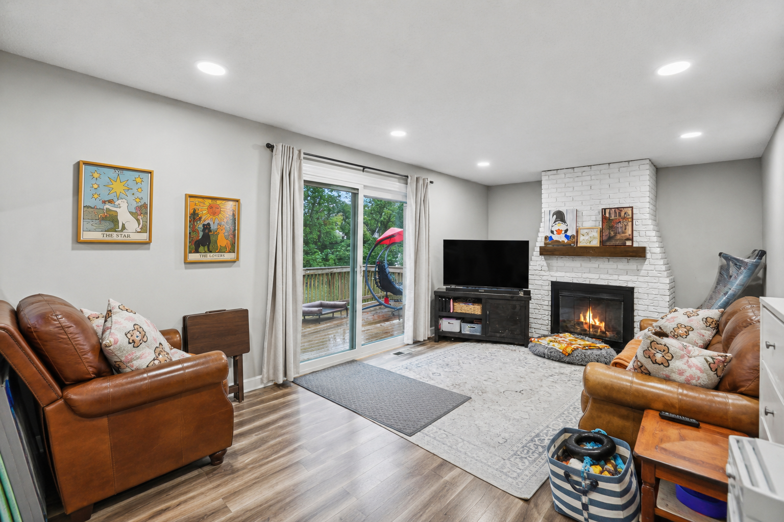 7118689